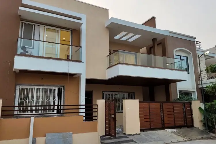 System Windows, Aluminium & SS Glass, Slim Profile Partition, Kitchen Profile Fittings & UPVC Glazing in Chhattisgarh